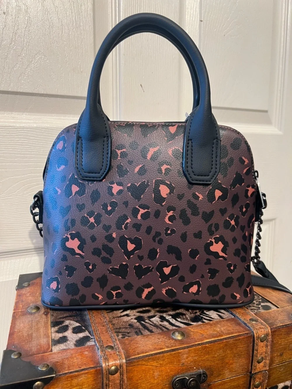 🐆 LUV Betsey by Betsey Johnson Lini Leopard Cat Face Crossbody Satchel🐆NWT